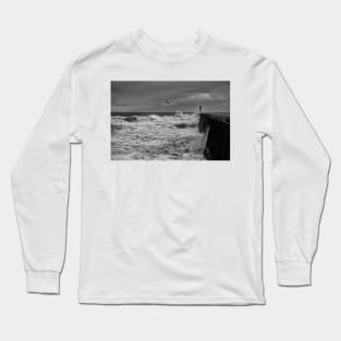 Stormy weather at Tynemouth Pier - Monochrome Long Sleeve T-Shirt